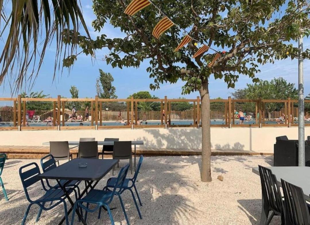 Les Mobil Homes De Naka, Une Entree Gratuite Pour La Reserve Africaine Port-la-Nouvelle Exterior foto